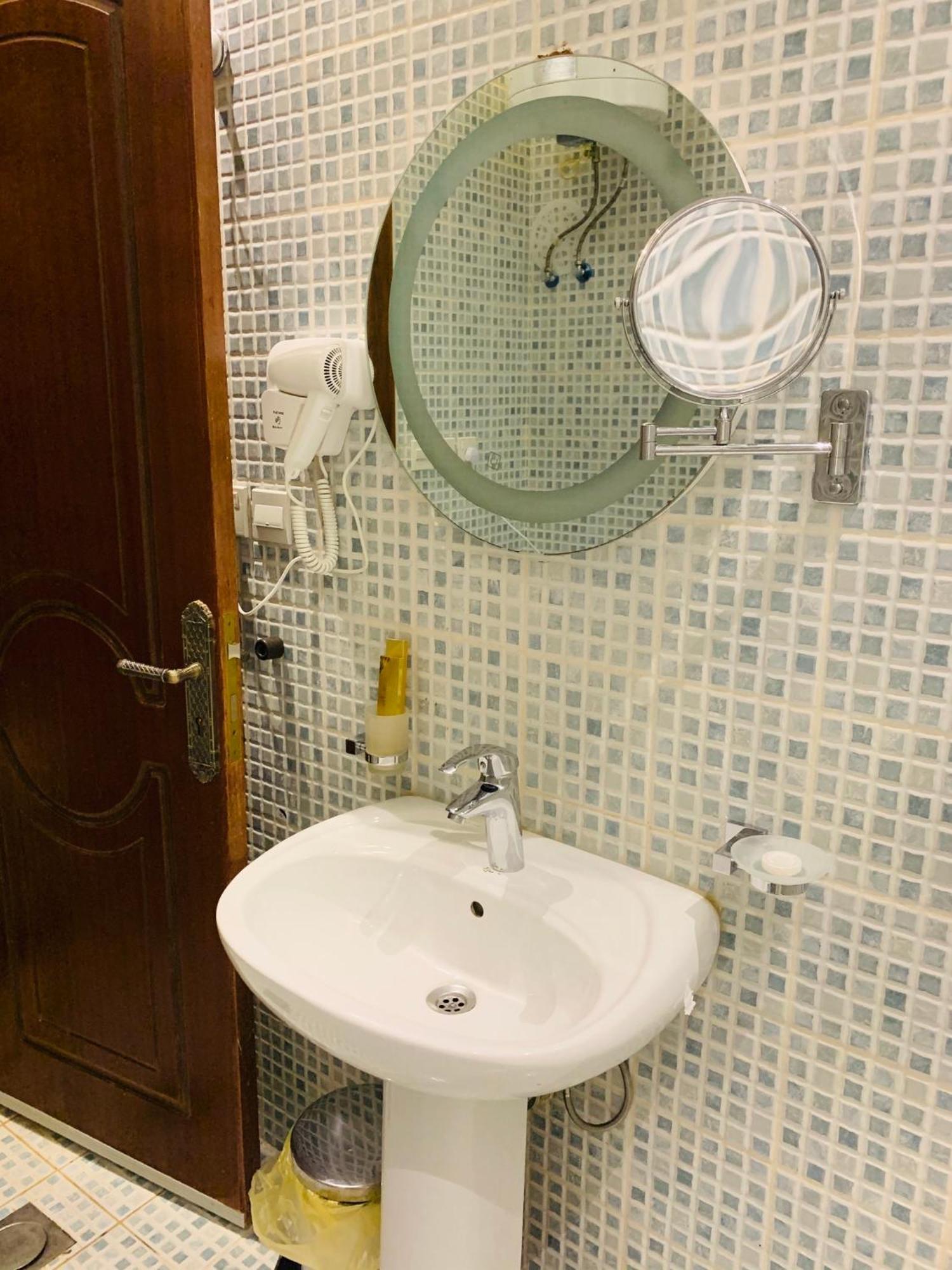 Al Bateel Furnished Apartments Riyad Extérieur photo